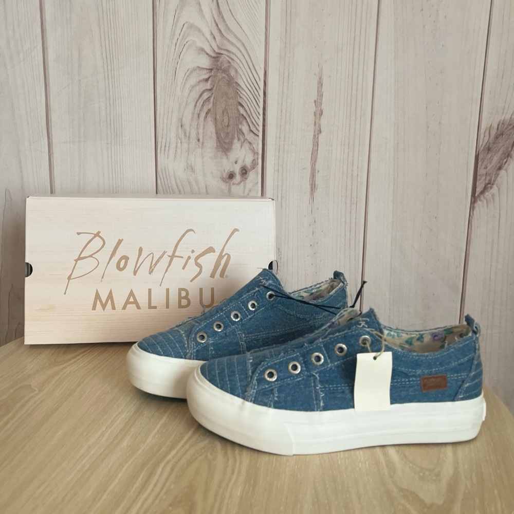 Blowfish Malibu Women’s Denim Shoe Size 10